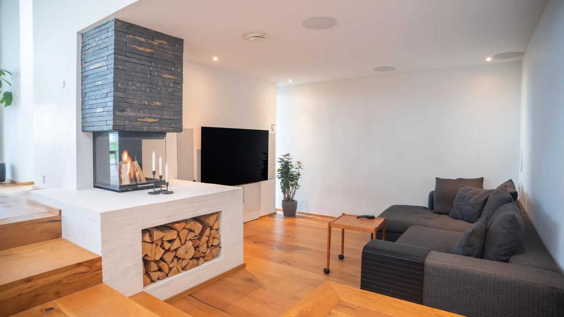 Ocean View In First Row. Architectural Pearl Apartment Dragor